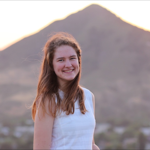 Meet your Posher, Hannah - Picture 1 of 1